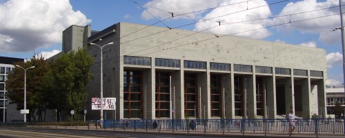 Wrocław - Biblioteka Uniwersytetu Wrocławskiego, ul Fryderyka Joliot-Curie 12
